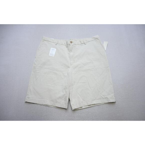 Izod Saltwater Relaxed Khaki Chino Shorts Stretch Flat 10" INS Mens Sz 42 NWT - Picture 2 of 8